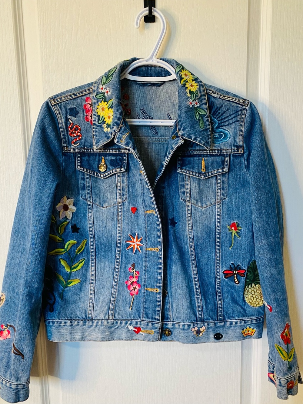 Gucci California Embroidered GG Denim Jacket Size Small